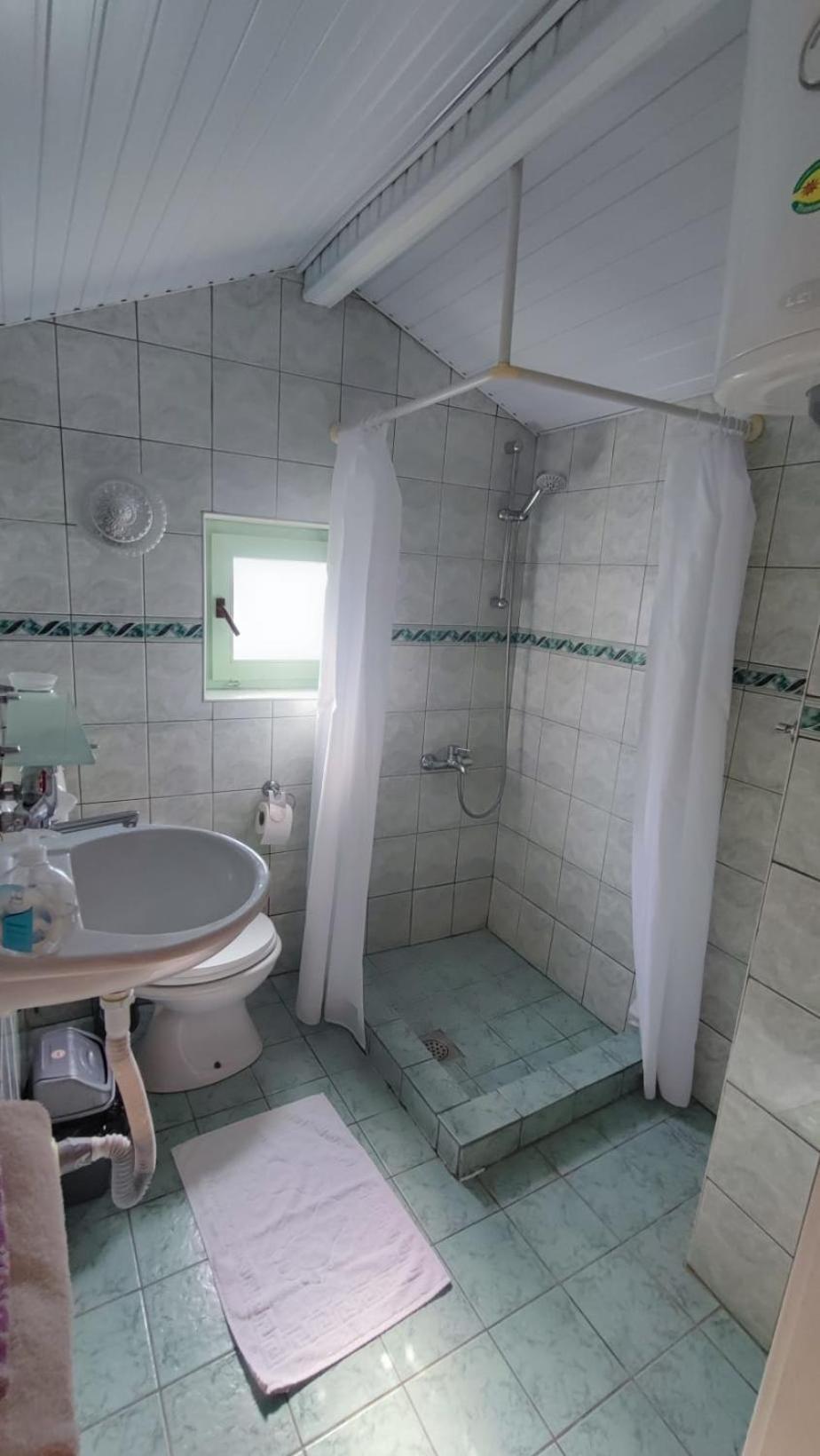 Pension Lale Apartment Pestani Ngoại thất bức ảnh